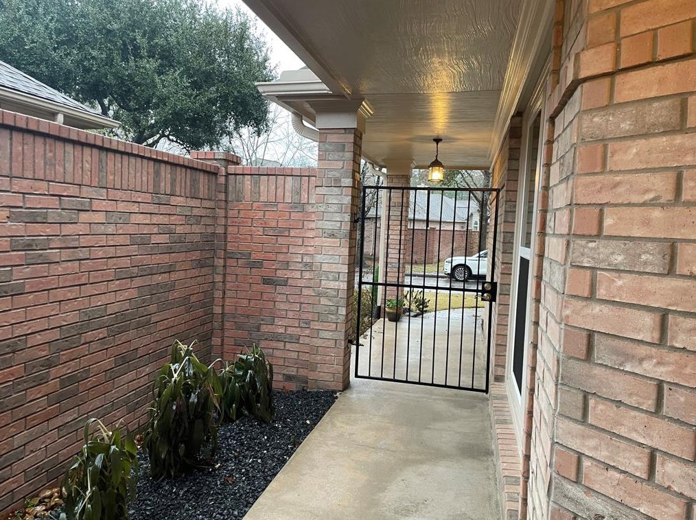 2619 Strathford Ln, Humble, TX 77345-5407