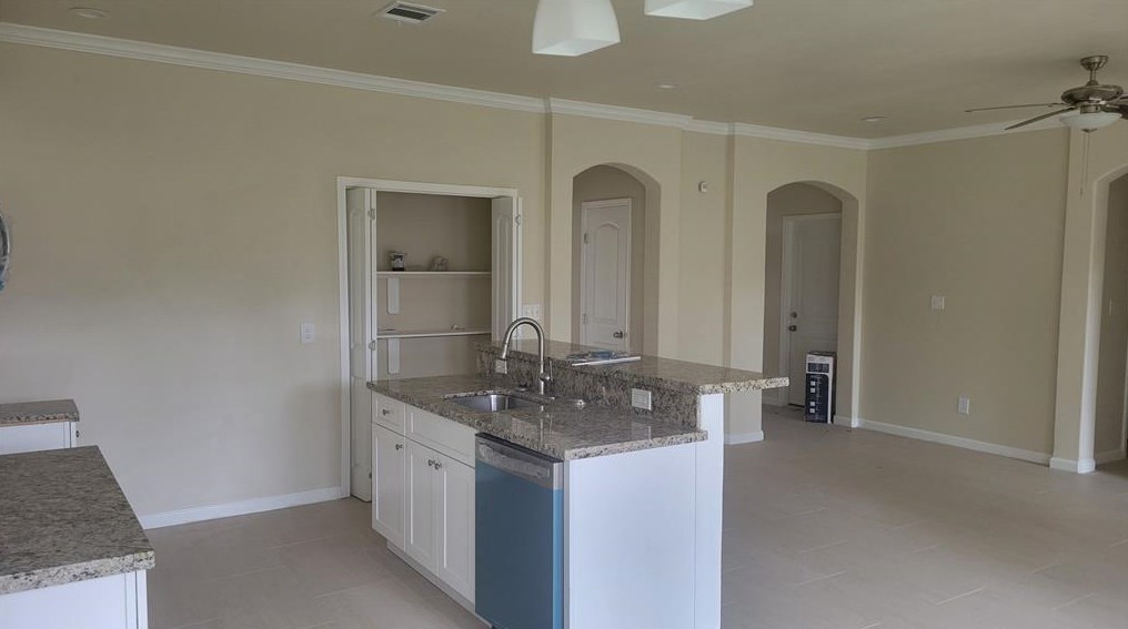 5218 Kingsbury, Houston TX  77021-3401 exterior