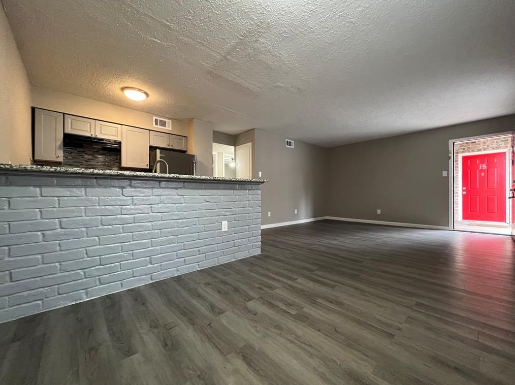 4503 Werner St #16, Houston, TX 77022