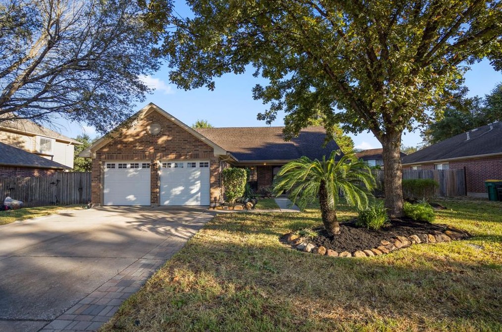 3426 Keygate Dr, Spring TX  77388-3338 exterior