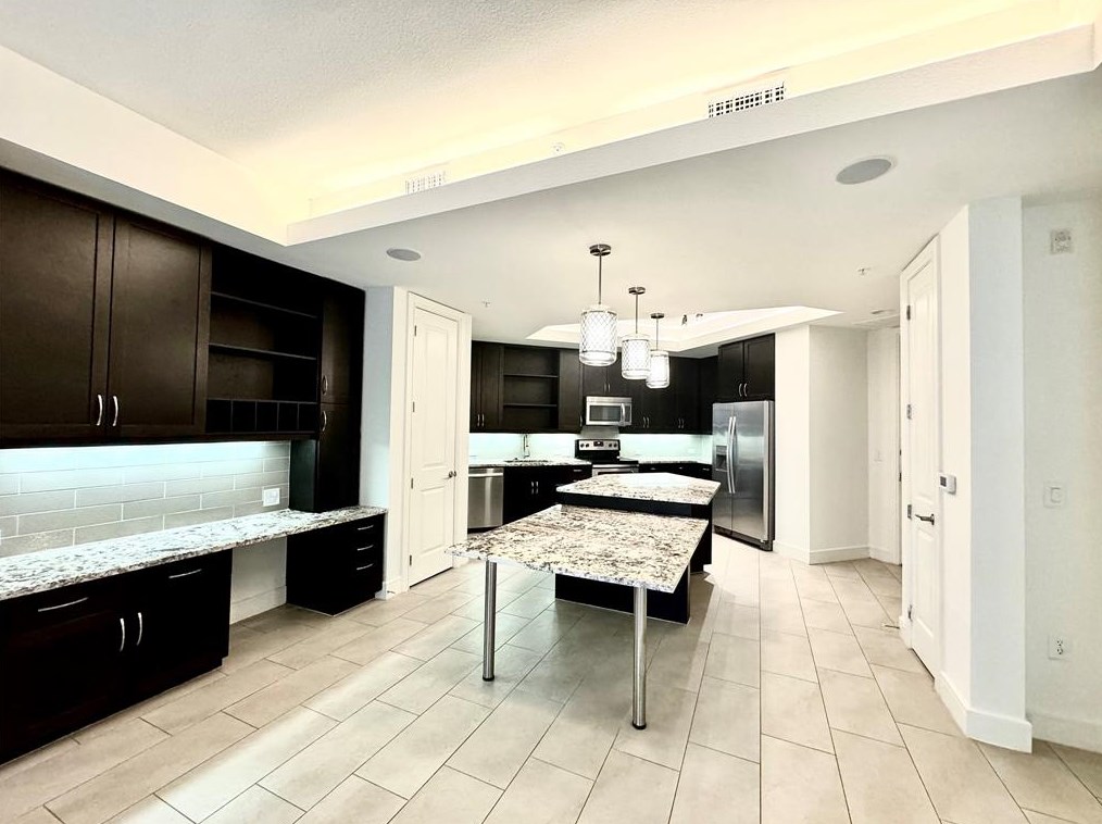2303 Mid Ln #146, Houston, TX 77027
