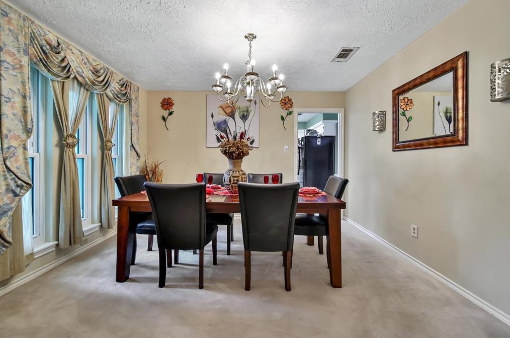 2302 Middle Crk Dr, Humble TX 77339-1821 exterior