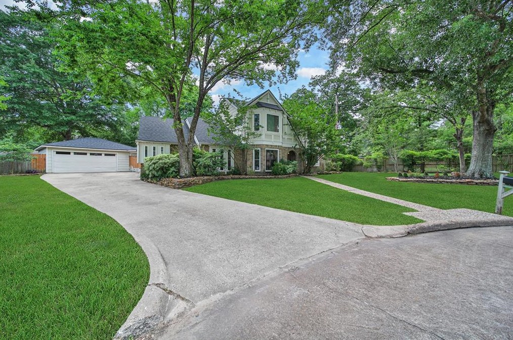 2302 Middle Crk Dr, Humble TX 77339-1821 exterior