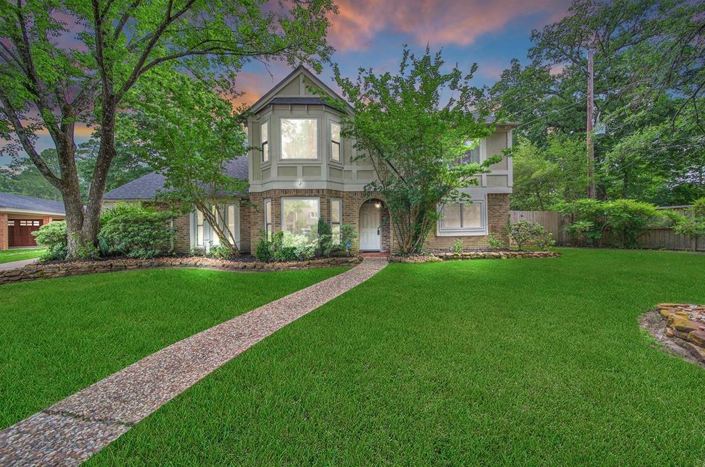 2302 Middle Creek Dr, Humble, TX 77339-1821