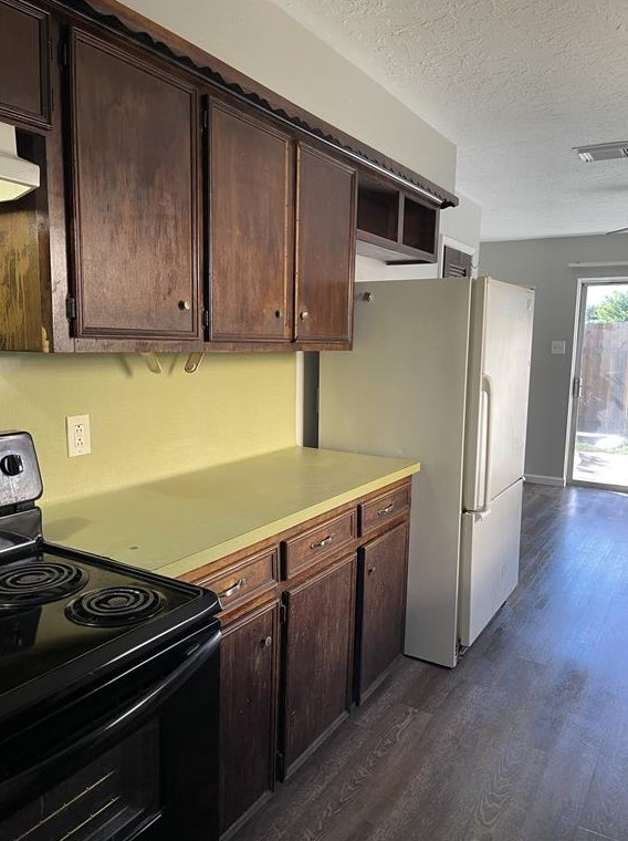 9326 Tooley Dr, Houston, TX 77031