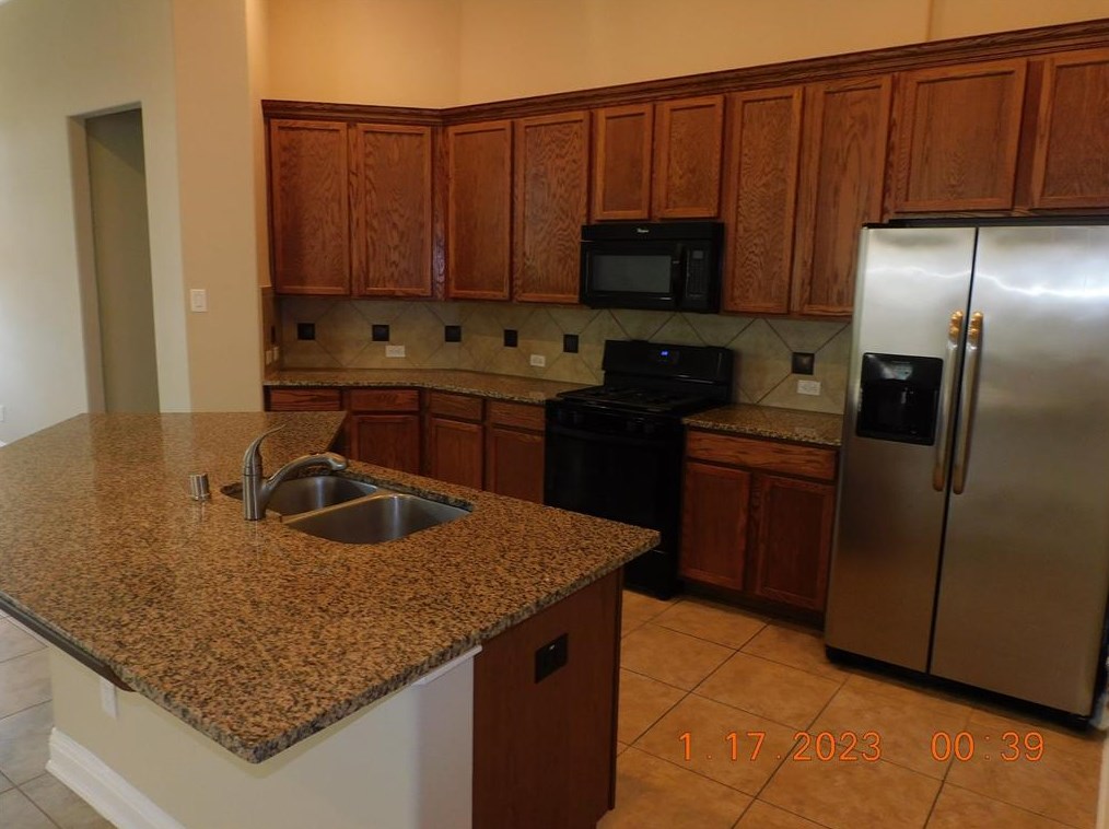 1523 Tyler Point Ln, Houston TX  77089-1453 exterior