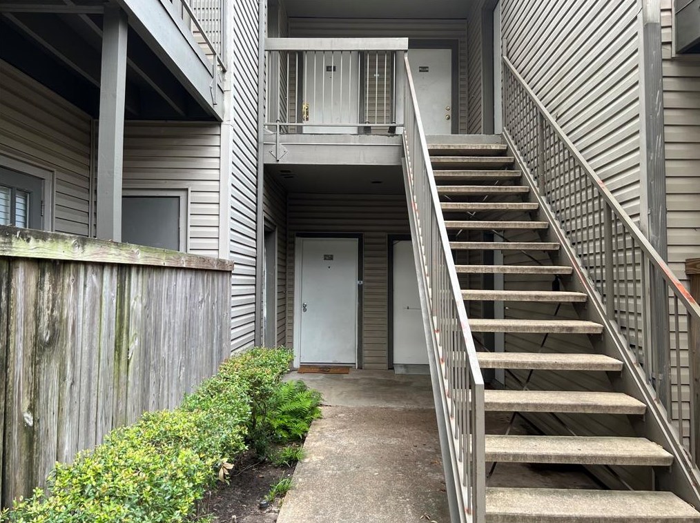 9707 Richmond Ave #63, Houston, TX 77042