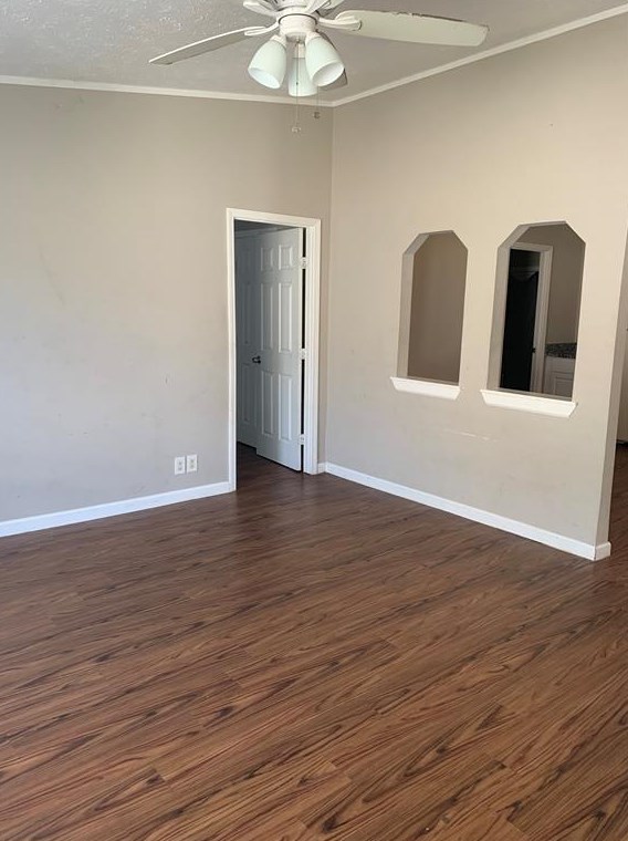 11814 Kingslake Forest Dr, Houston TX  77044-7101 exterior