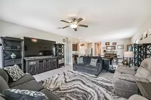 2501 Staplewood Spgs Dr, Pearland, TX 77089 - Photo 22