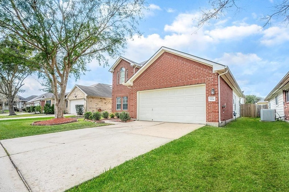 3934 Teal Run Place Ct, Fresno, TX 77545