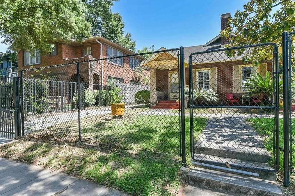 1833 Harold St, Houston, TX 77098