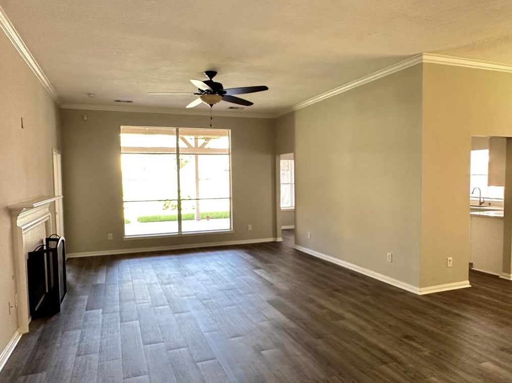 806 Legend Spring Dr, Katy, TX 77494
