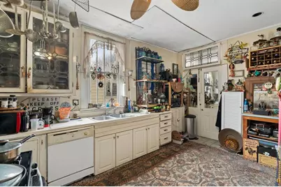 916 Sealy Street, Galveston, TX 77550 - Photo 22