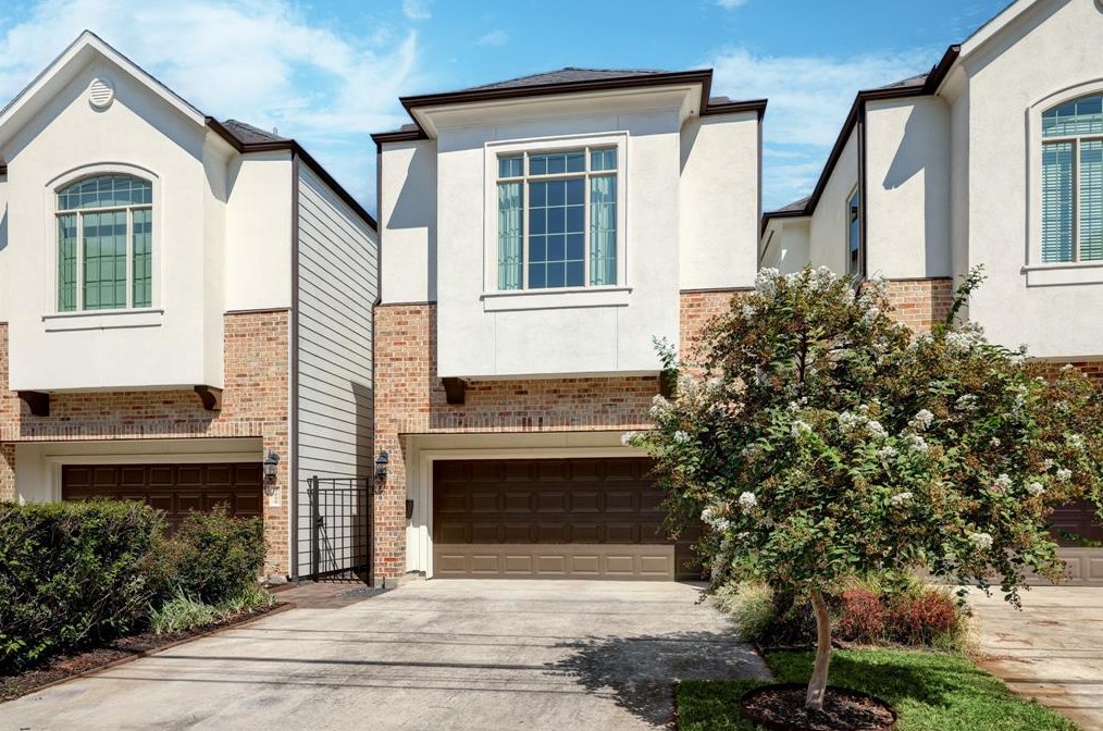 3024 Maxroy St, Houston, TX 77008-6219