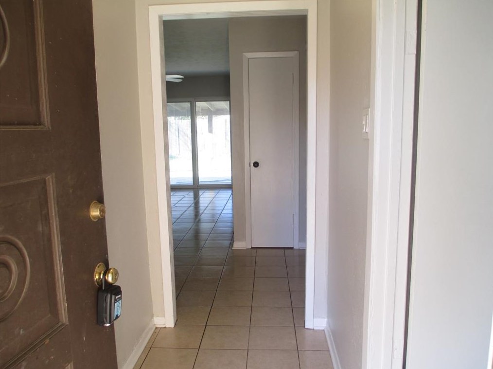2818 3rd Ave N, Texas City, TX 77590