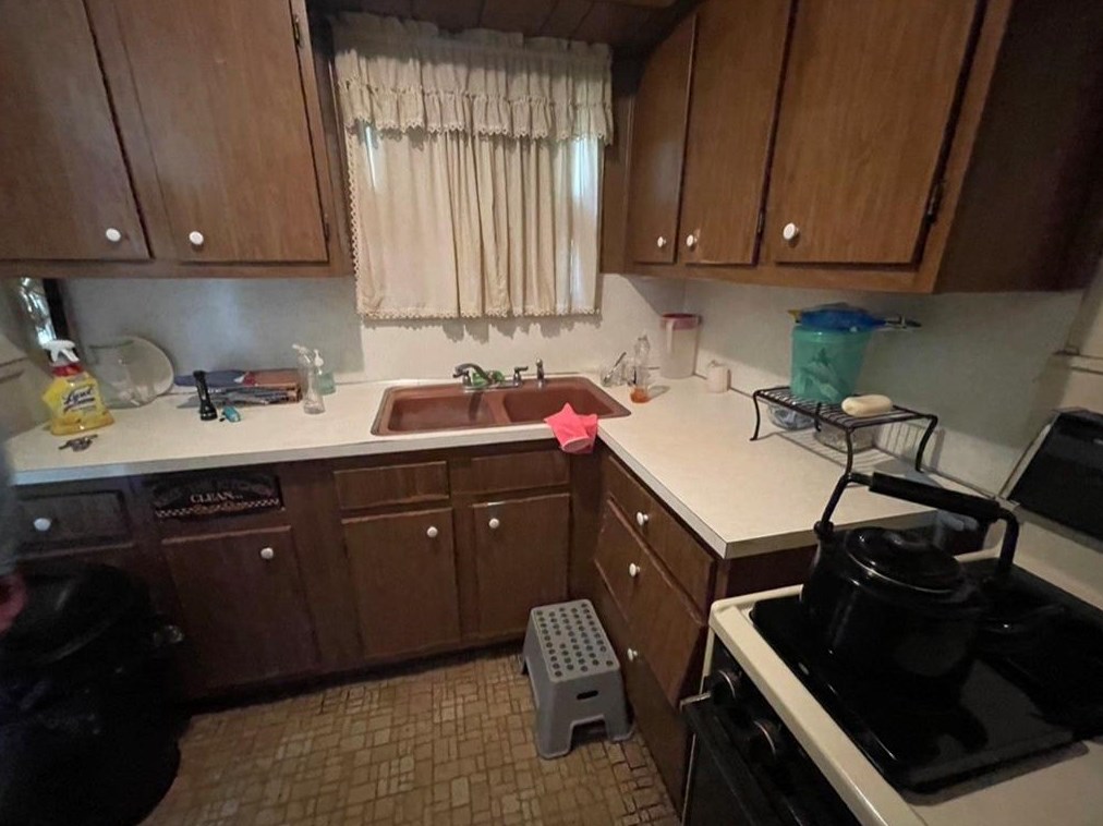 7435 Kingsley St, Houston TX  77087-4524 exterior