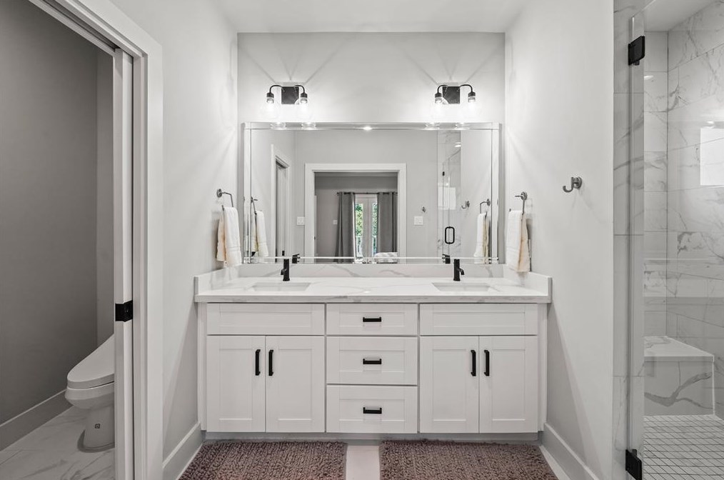 921 33 St, Houston TX  77022-5104 exterior