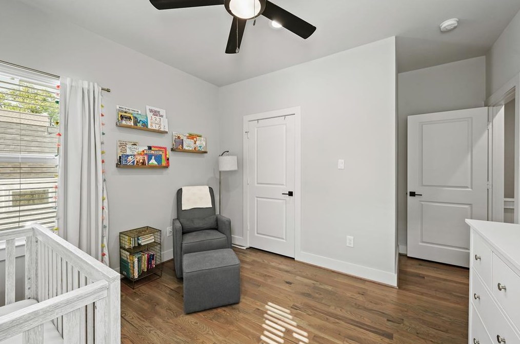 921 33 St, Houston TX  77022-5104 exterior