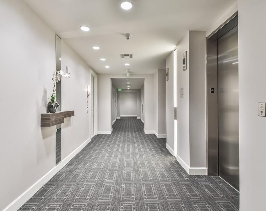 2207 Bancroft St Apt 403, Houston, TX 77027