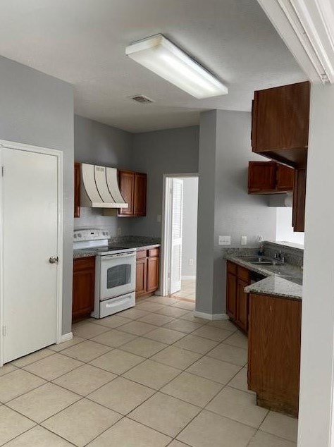 11806 Plumpoint Dr, Houston TX  77099-5049 exterior