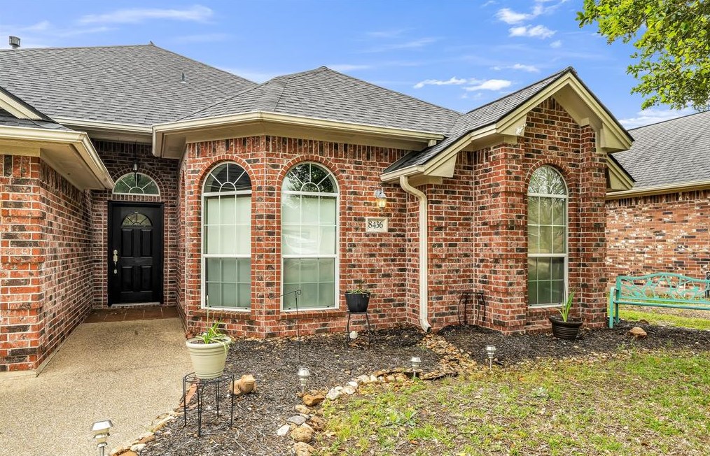 8436 Lauren Dr, College Station, TX 77845-5506