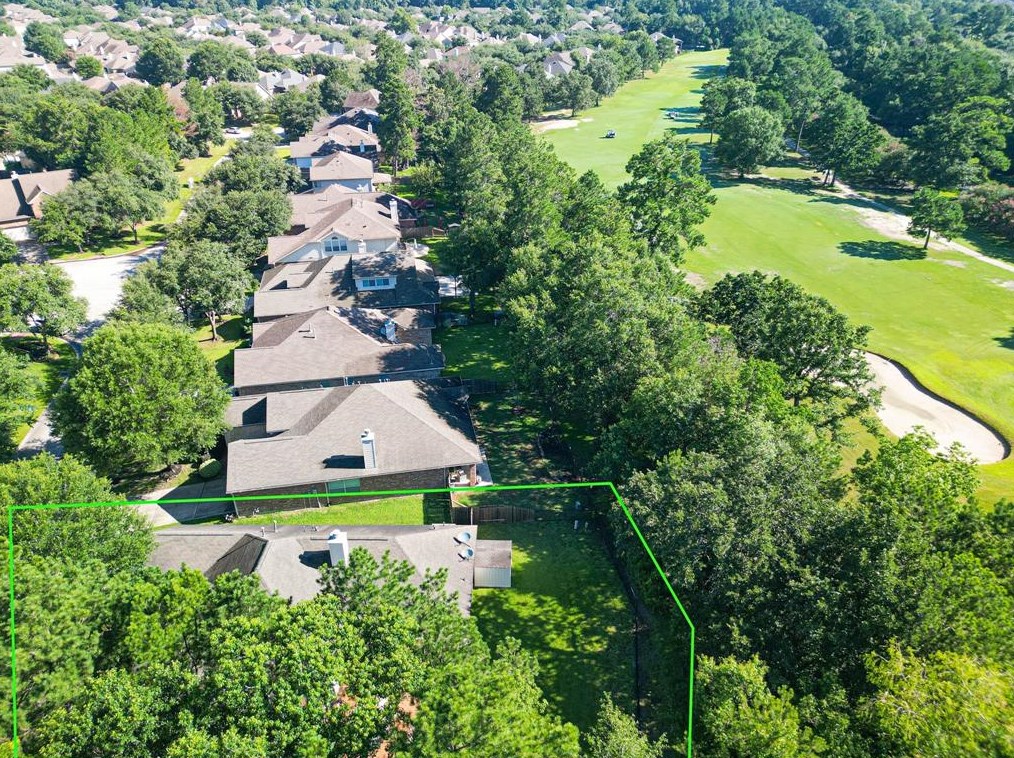 25593 Oakhurst Forest Dr, Porter, TX 77365-4781