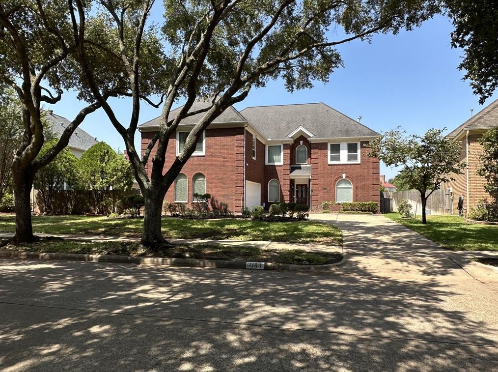 1103 Gloria Ct, Sugar Land, TX 77478