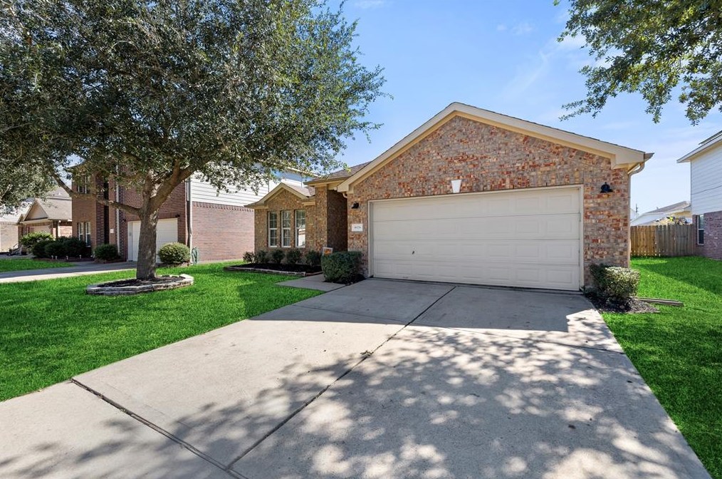 9926 Driftwood Park Dr, Houston, TX 77095