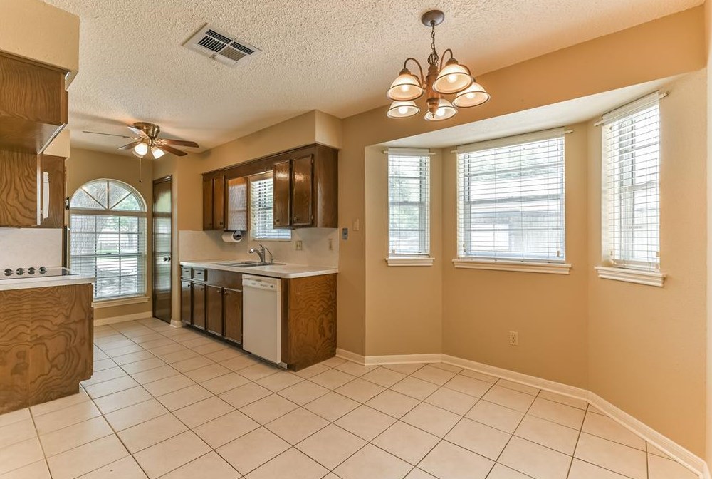 11323 Marrs Dr, Houston TX  77065-2108 exterior