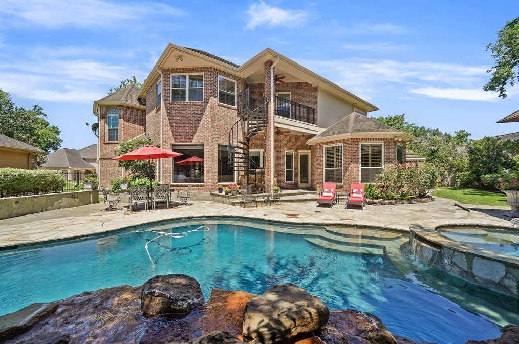 1706 Peppervine Way, Sugar Land TX  exterior