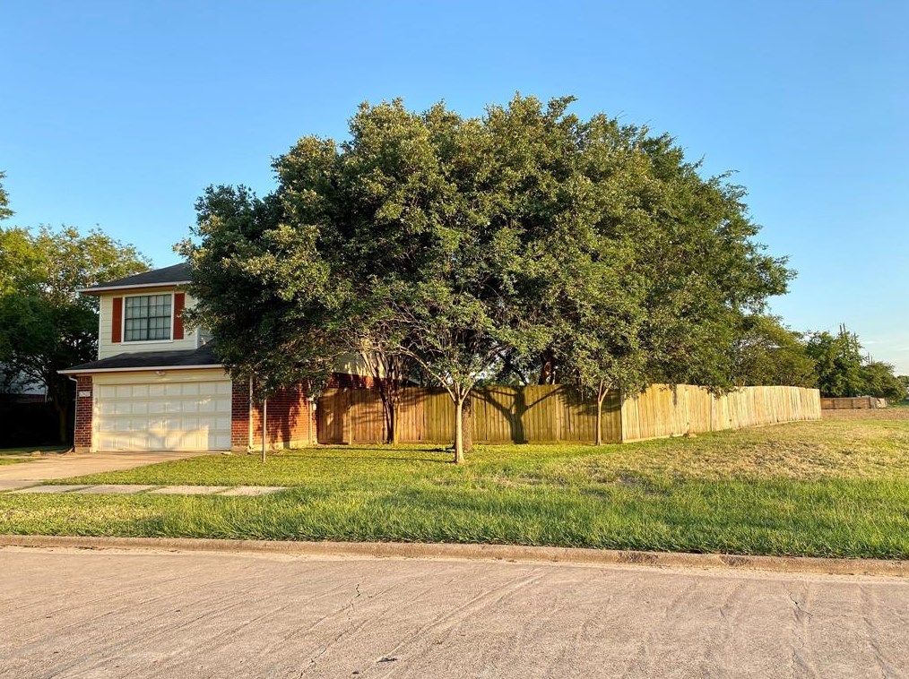 17627 Glenmorris Dr, Houston, TX 77084-1193