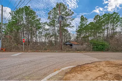 13727 Adams Lane, Pinehurst, TX 77362 - Photo 6