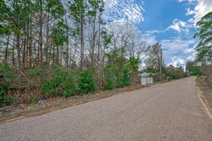 13727 Adams Ln, Pinehurst, TX 77362 - Photo 2