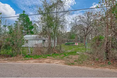 13727 Adams Lane, Pinehurst, TX 77362 - Photo 4