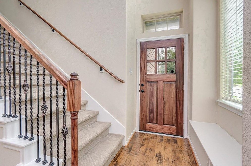 16 Cheswood Manor Ct, Spring TX  77382-5432 exterior