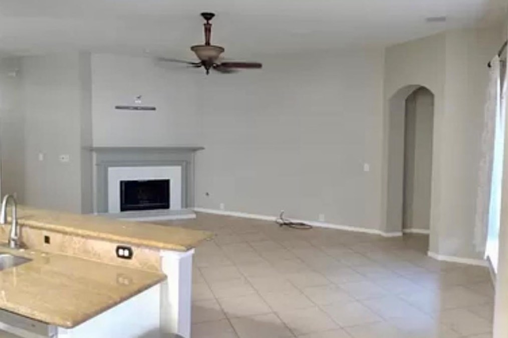 12120 E Canyon Trace Dr, Houston, TX 77095