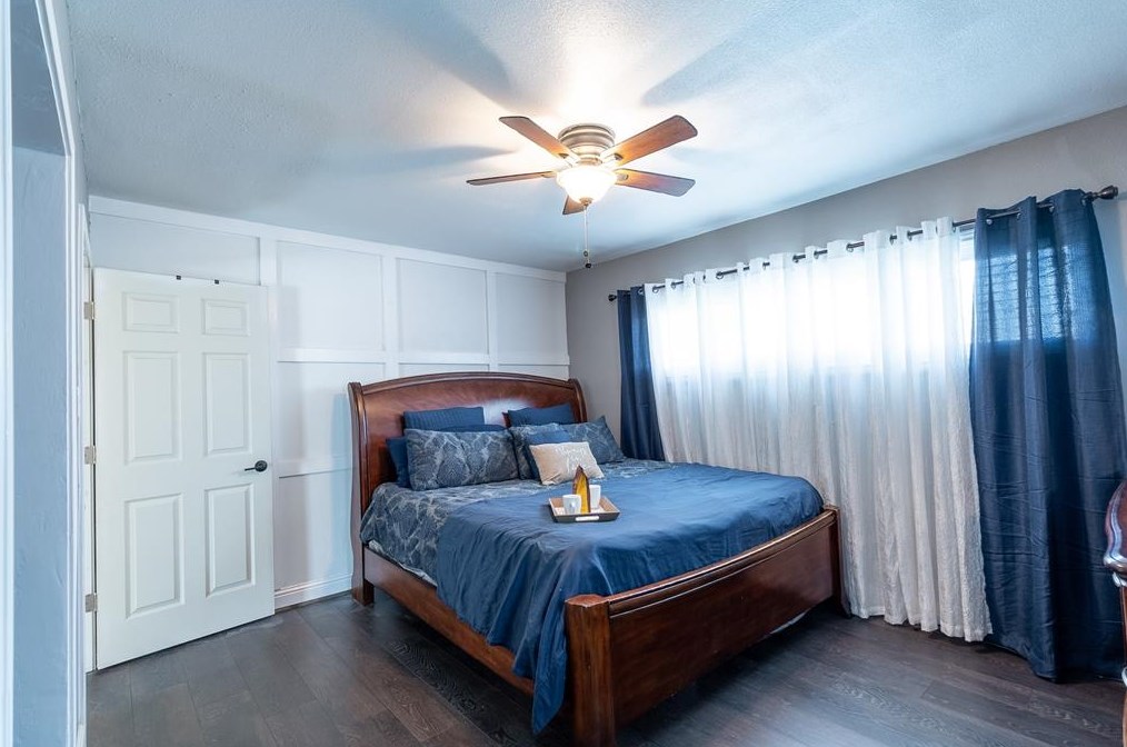 5718 Winding Crk Way, Houston TX  77017-6816 exterior