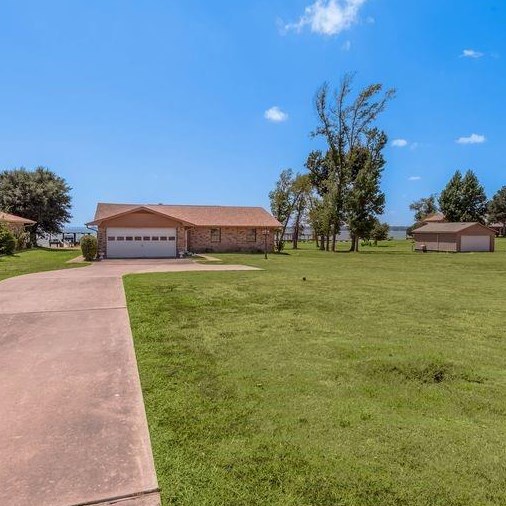 337 Emerald Ln, Onalaska, TX 77360-7725