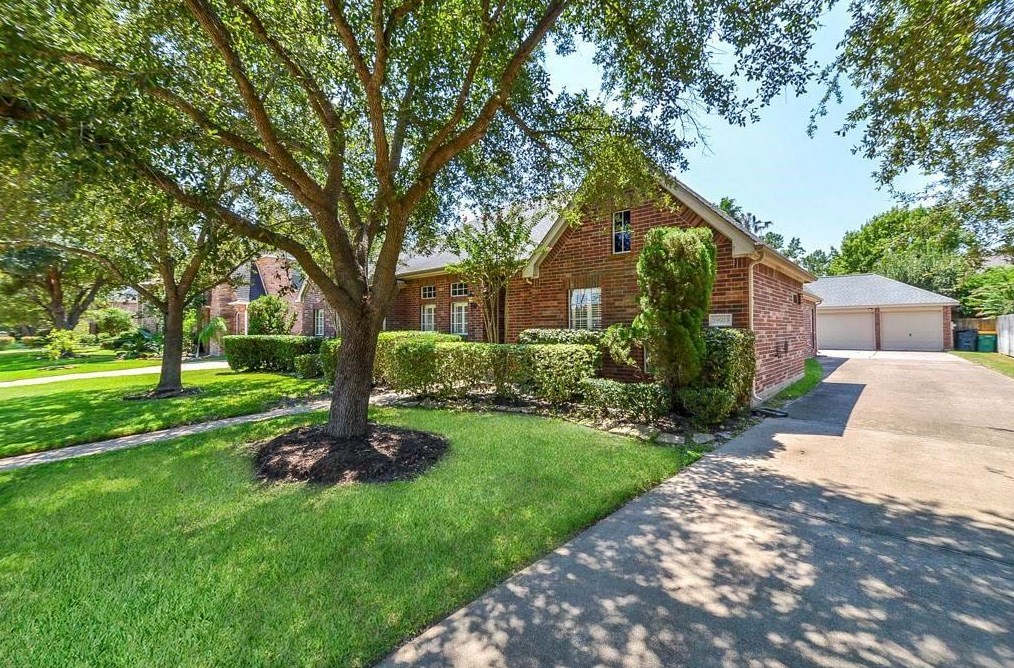 19923 Stonelodge Dr, Katy, TX 77450