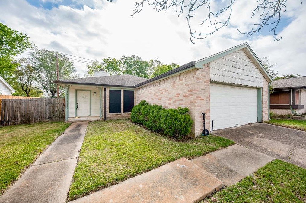 12015 Ripple Glen Dr, Houston, TX 77071