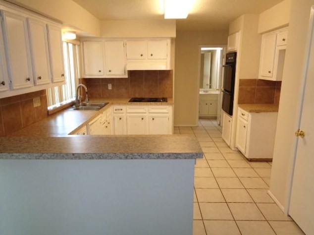 15426 Swan Creek Dr, Houston, TX 77095