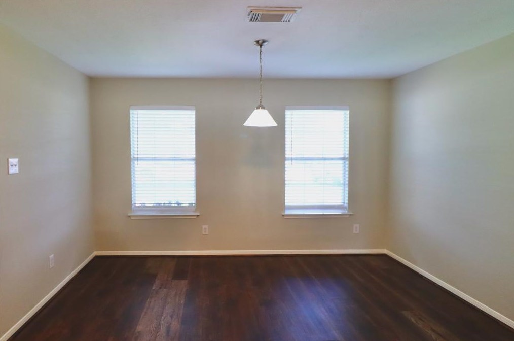 1007 Santa Fe Ct, Richmond, TX 77471