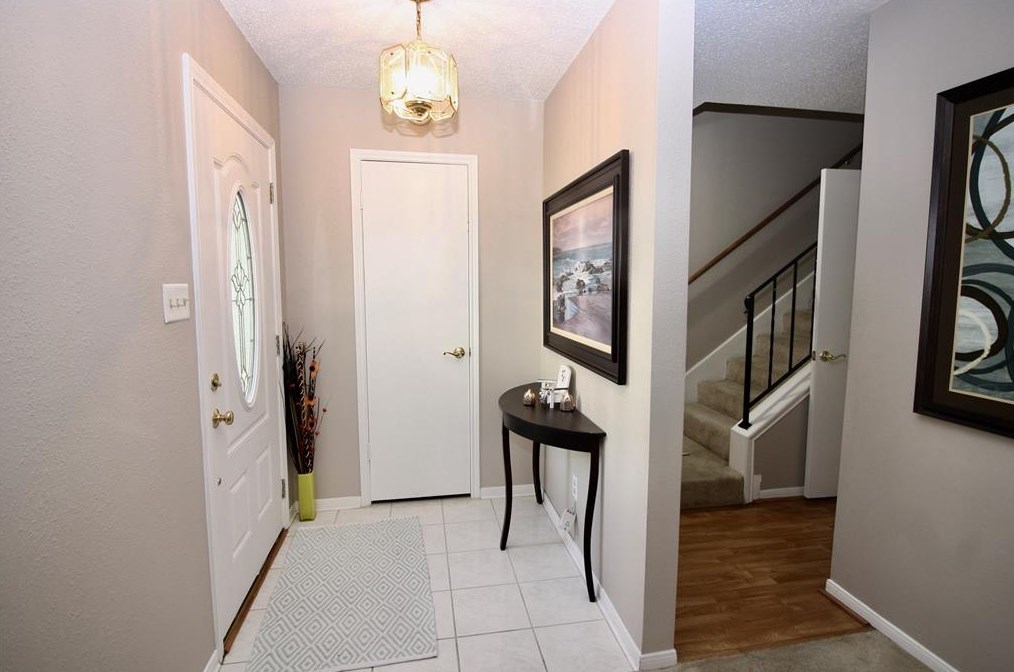 14226 Misty Meadow Ln, Houston TX  77079-3181 exterior