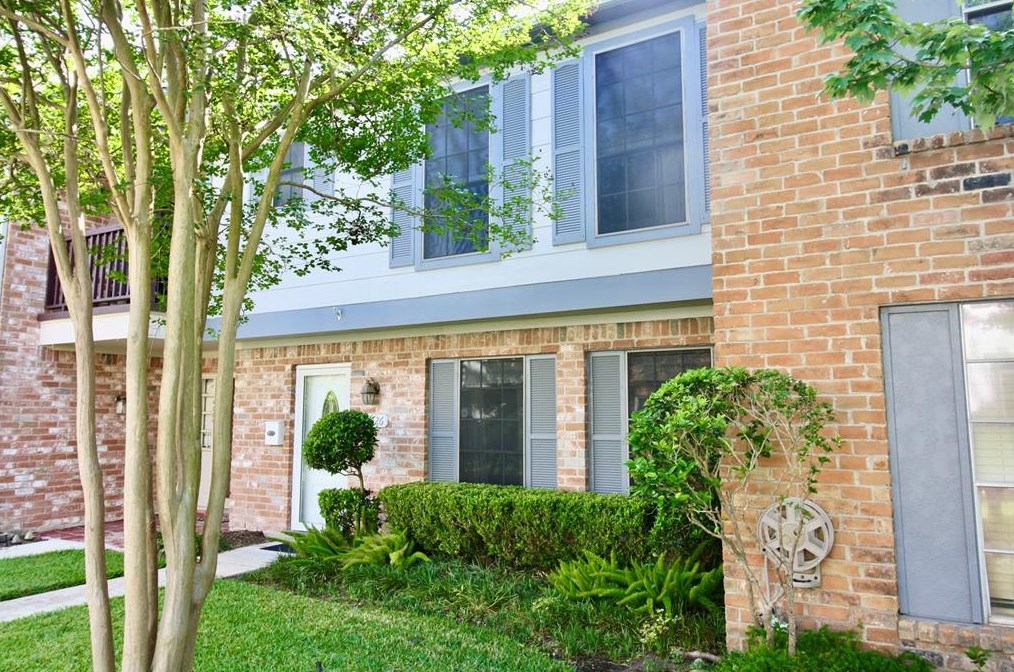 14226 Misty Meadow Ln, Houston, TX 77079