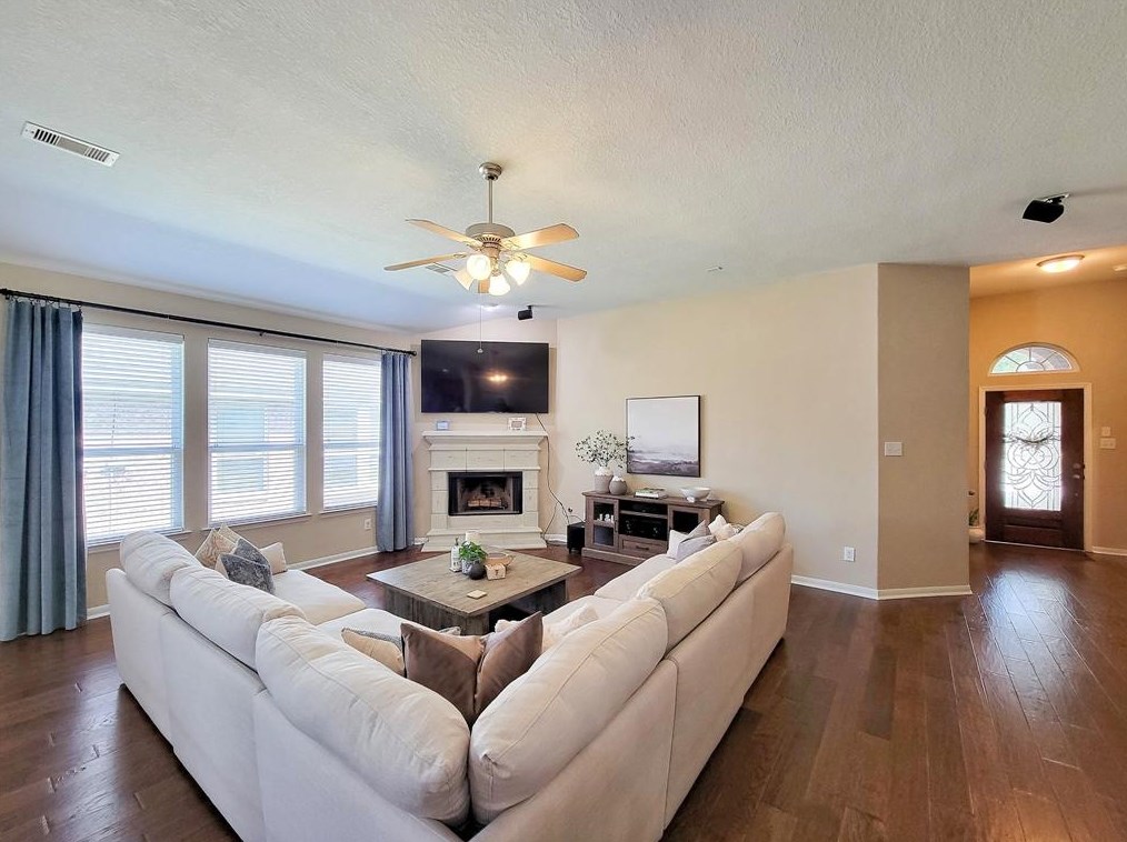 17110 Tupelo Garden Cir, Humble, TX 77346