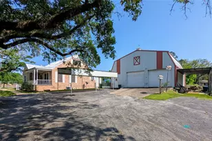 2654 Cos St, Liberty, TX 77575 - Photo 4