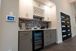 10023 Piping Rock Ln, Houston, TX 77042 - Photo 12