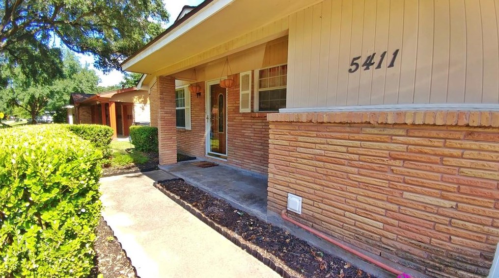 5411 Lamonte Ln, Houston, TX 77092