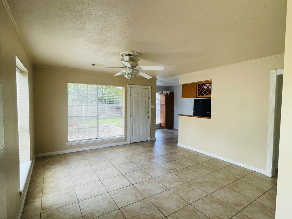3 Dallas Ct #1, Angleton, TX