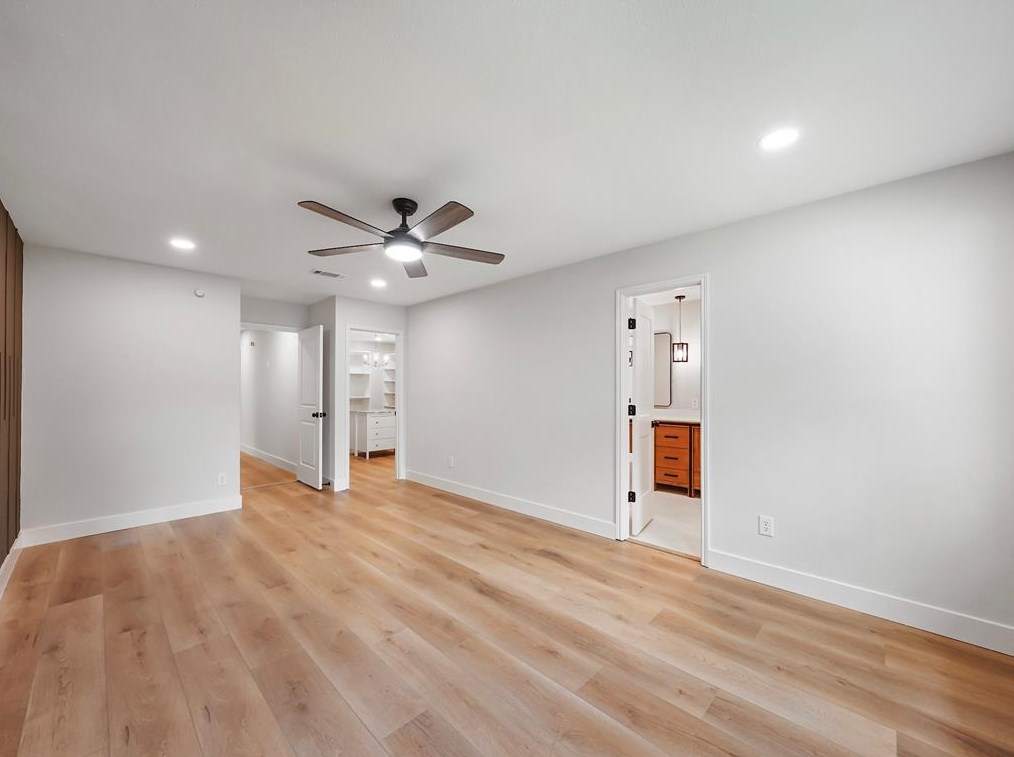 2807 Quincannon Ln, Houston TX 77043-1202 exterior